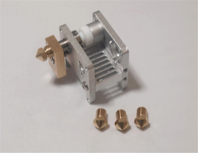 طابعة ثلاثية الأبعاد ultimade  - مراجعة 3D Printing Industry وسعره